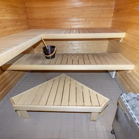 Virpi Golf By Interhome